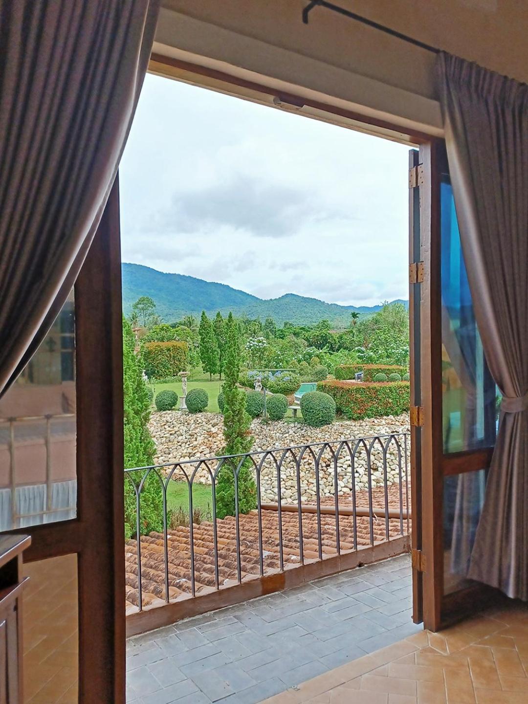 La Toscana Suan Phueng Exteriör bild