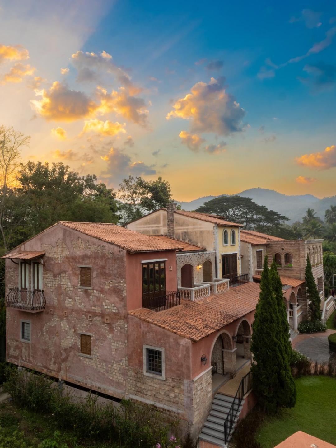 La Toscana Suan Phueng Exteriör bild